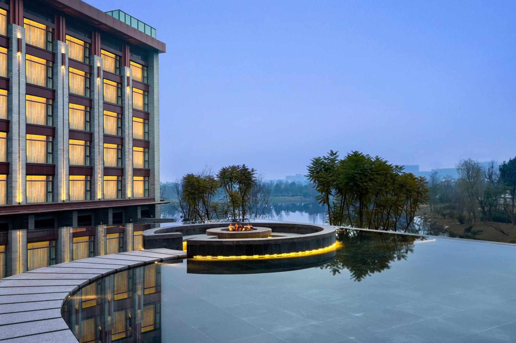 Le Méridien Emei Mountain Resort Emeishan Esterno foto