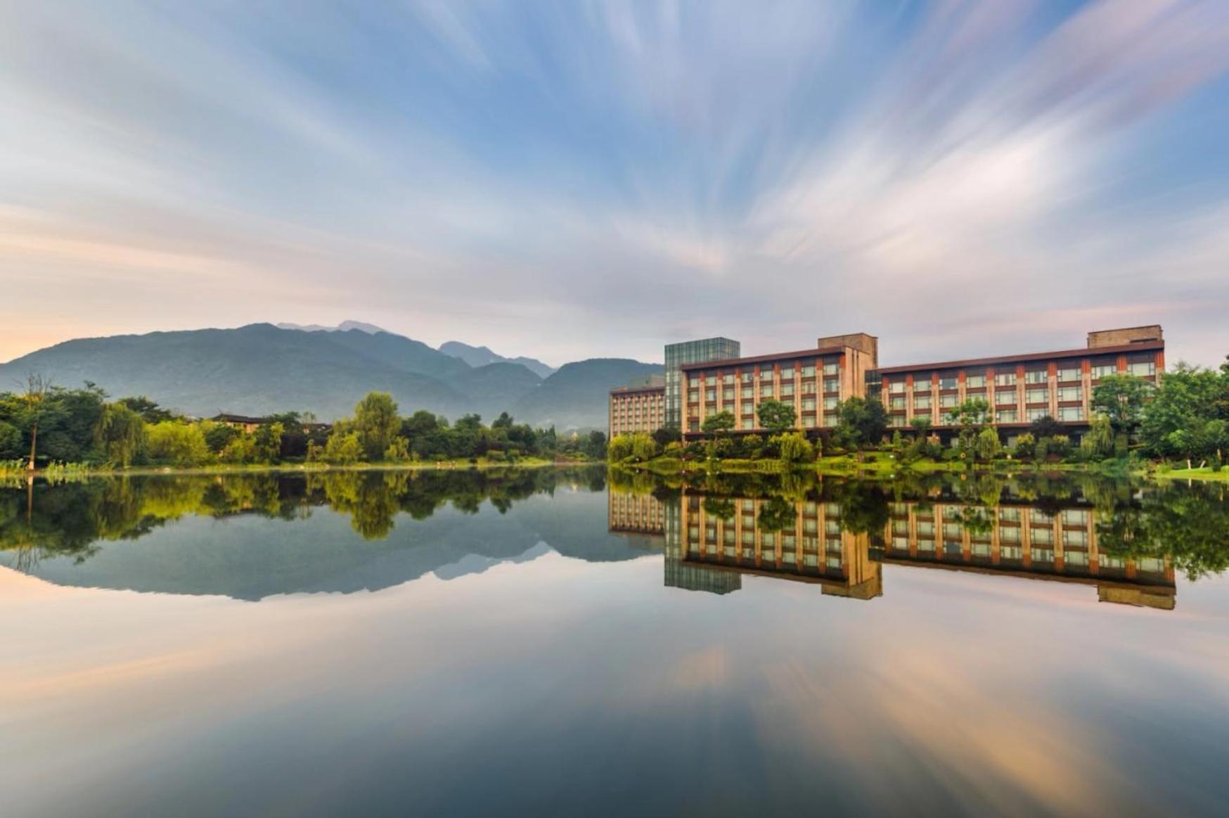 Le Méridien Emei Mountain Resort Emeishan Esterno foto